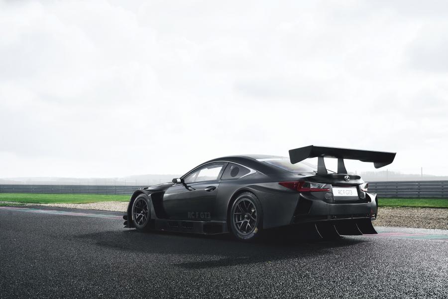  Lexus RC F GT3 2017 года  (фото 11 из 39)